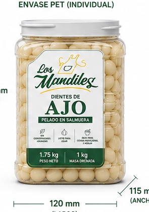 Envase PET de ajo Los Mandiles con etiqueta visible
